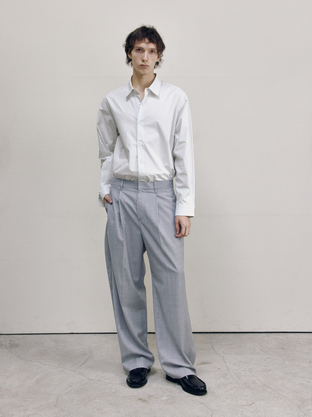 CURVED PANEL PANTS — men free pose