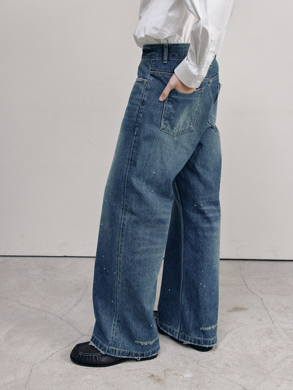 SEMI FLARE DENIM PANTS — TEAL BLUE — MEN HALF BODY