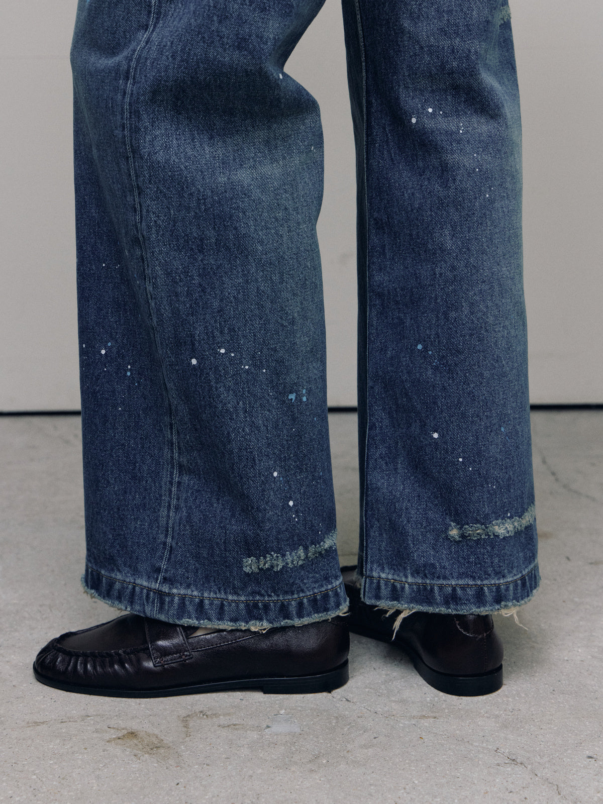 SEMI FLARE DENIM PANTS — TEAL BLUE — WOMEN DETAIL