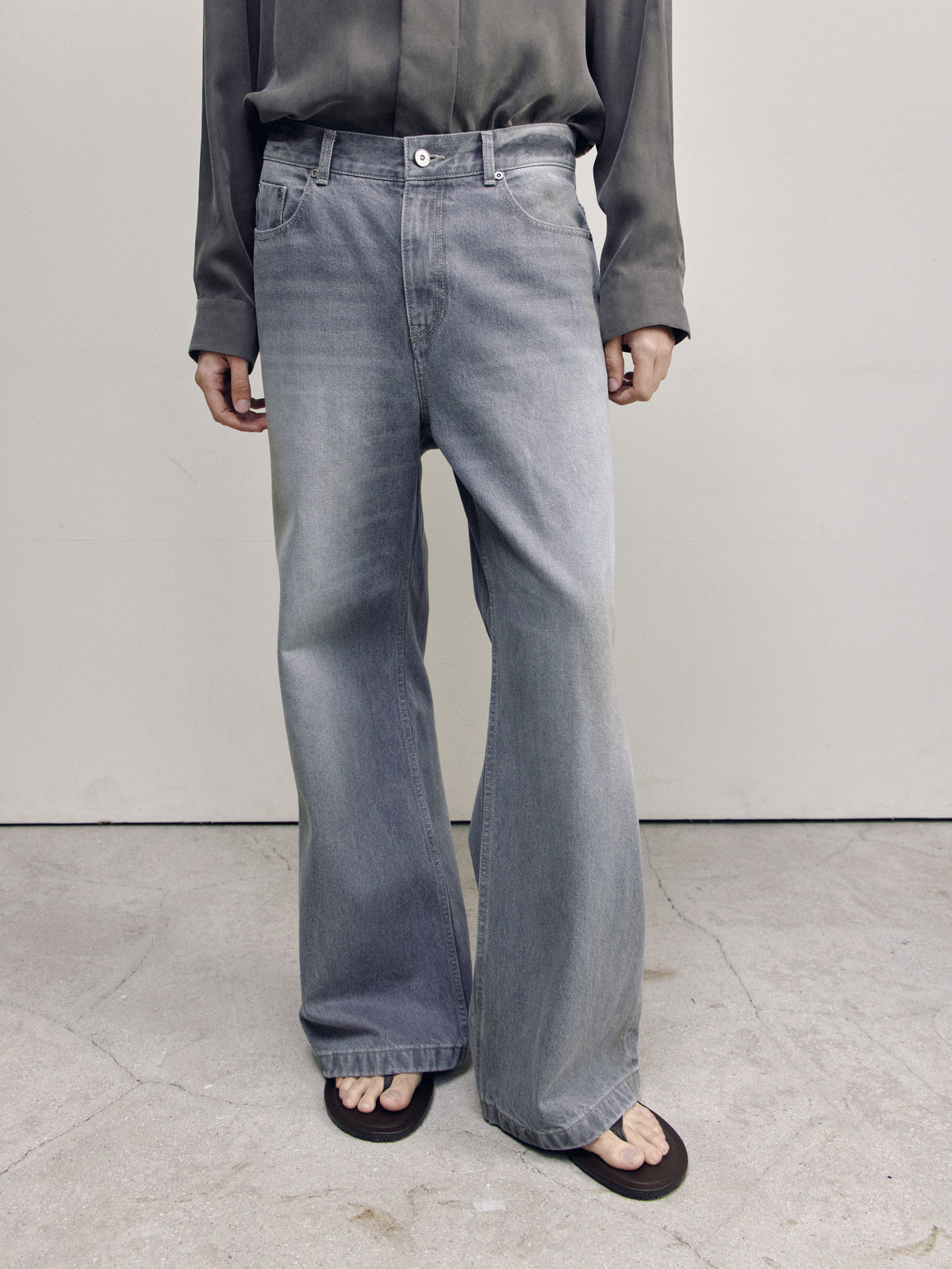 SEMI FLARE DENIM PANTS — DIRTY GREY — MEN HALF BODY