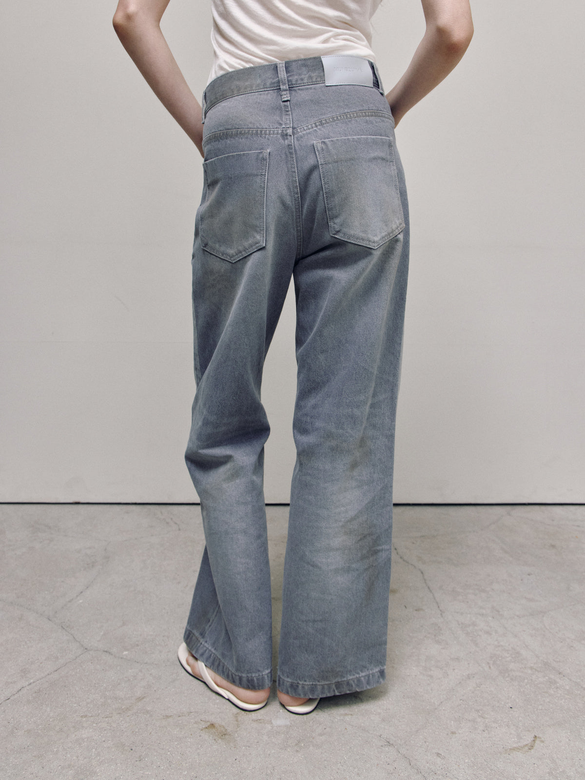 SEMI FLARE DENIM PANTS — DIRTY GREY — WOMEN HALF BODY