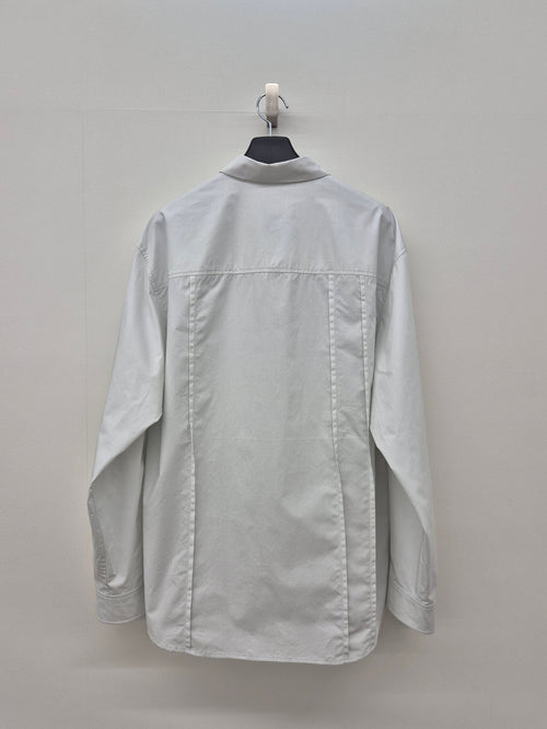 PEBBLE BUTTON SIGNATURE SHIRTS